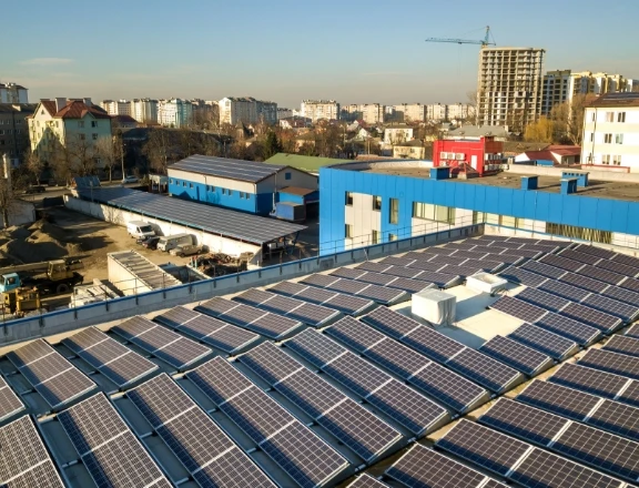 Commercial building with rooftop solar panels