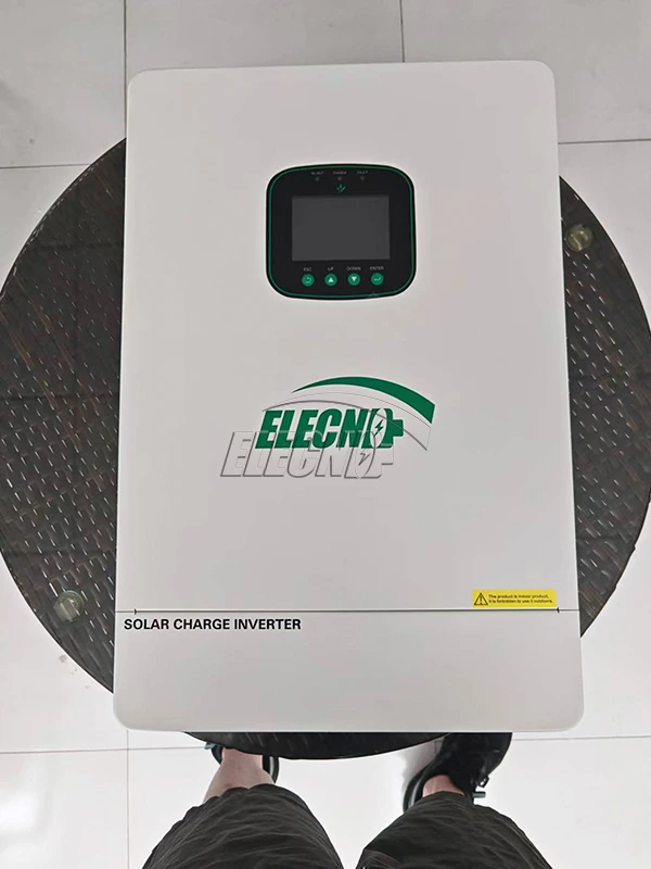 Front view of the ELECNO solar charge inverter with display, buttons and branded enclosure
